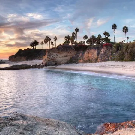 Welcome To Stunning Canyon Area Of Laguna Beach